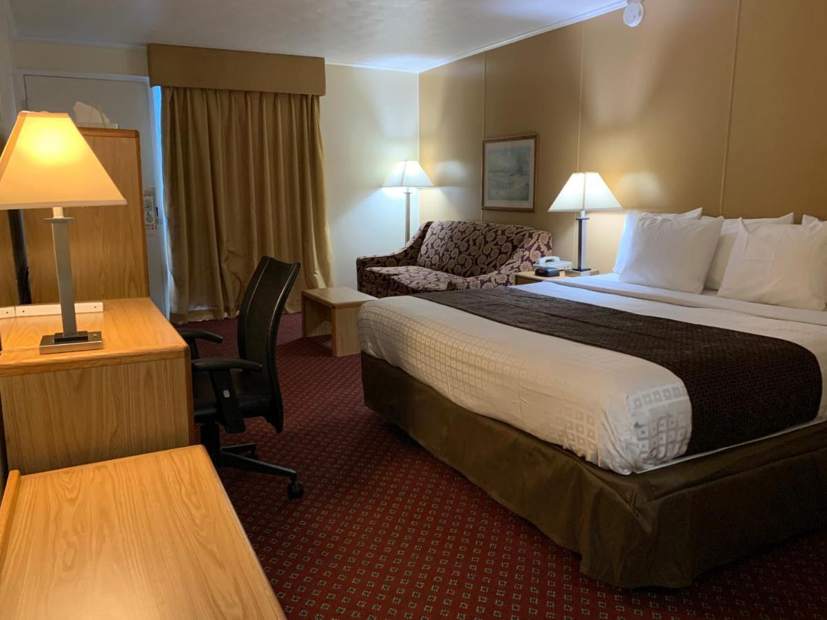 Red Carpet Inn & Suites Ebensburg Zewnętrze zdjęcie
