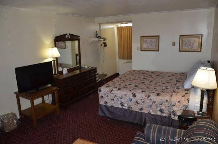Red Carpet Inn & Suites Ebensburg Zewnętrze zdjęcie